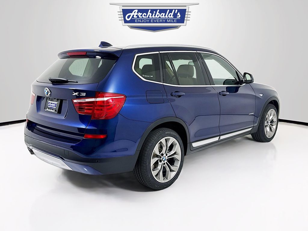 Vehicle image 4 of 28