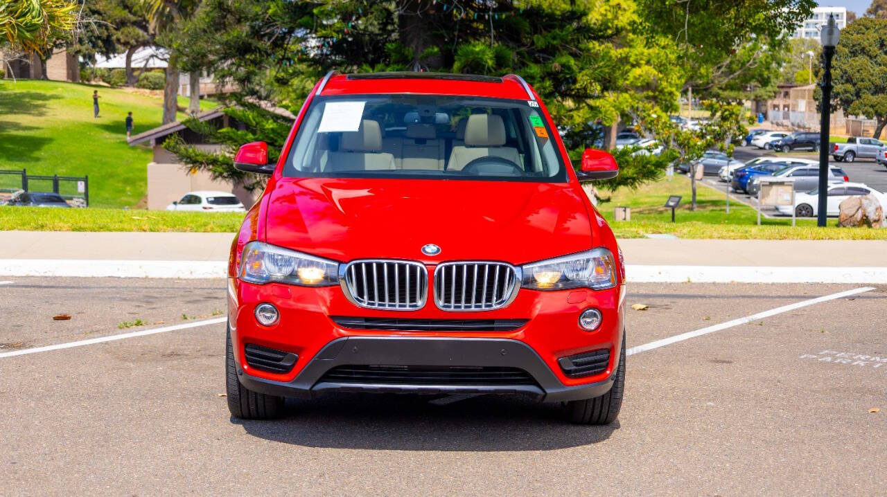 Vehicle image 2 of 32