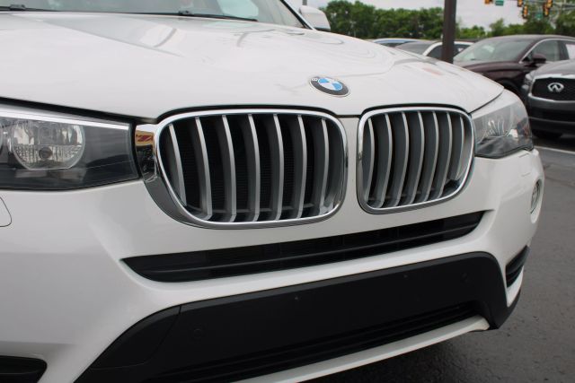 Vehicle image 44 of 45