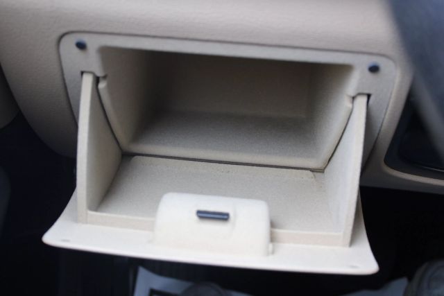 Vehicle image 27 of 45
