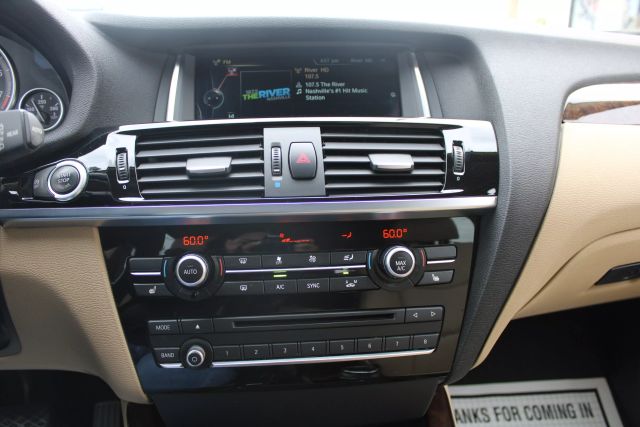 Vehicle image 10 of 45