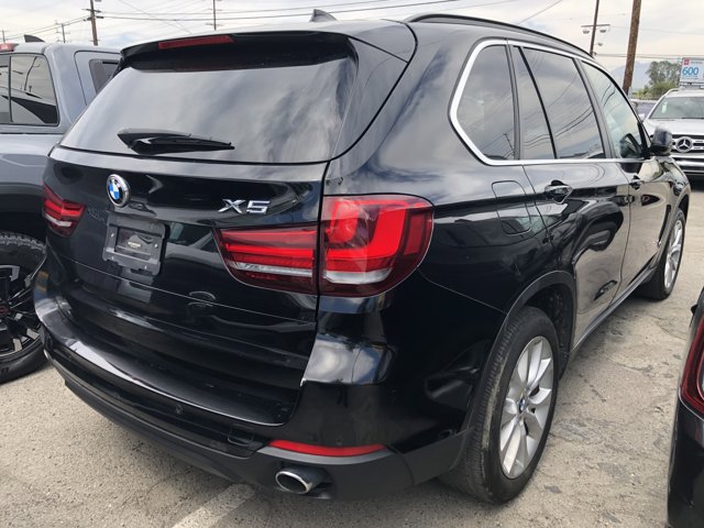 Vehicle image 4 of 19
