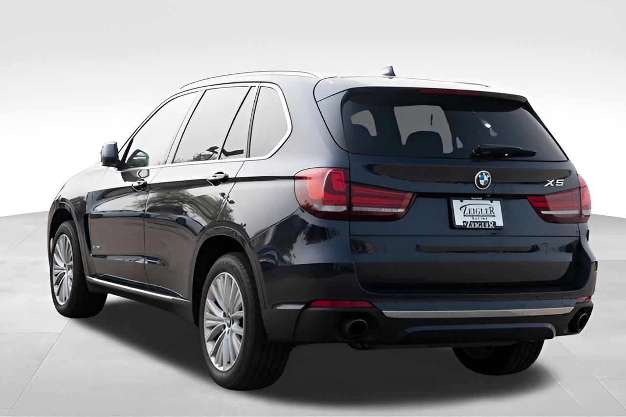 Vehicle image 44 of 45