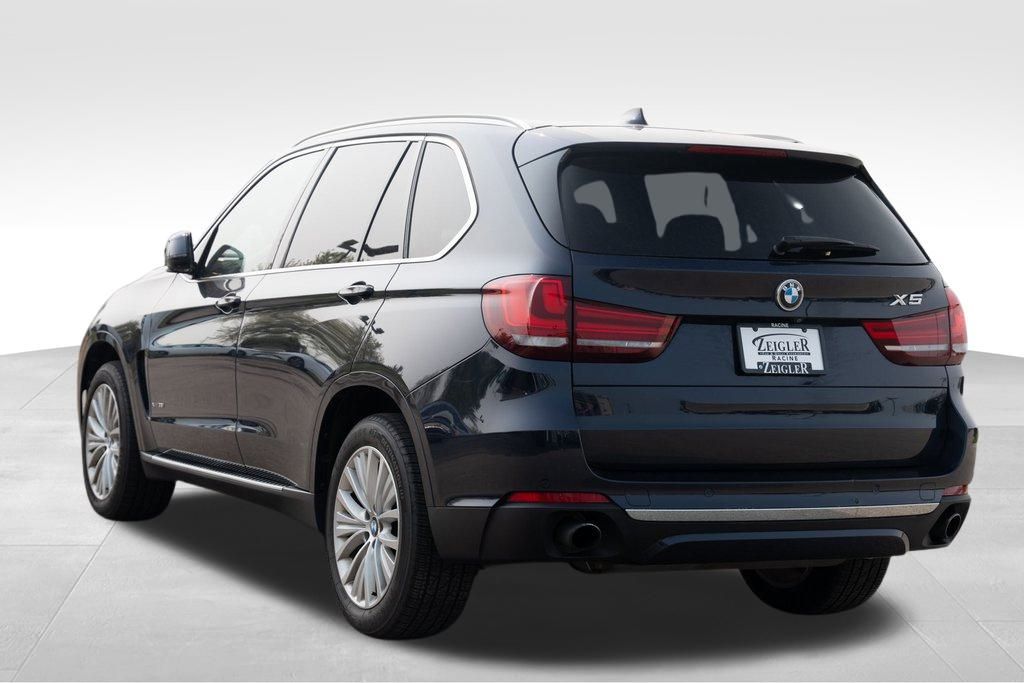 Vehicle image 9 of 45