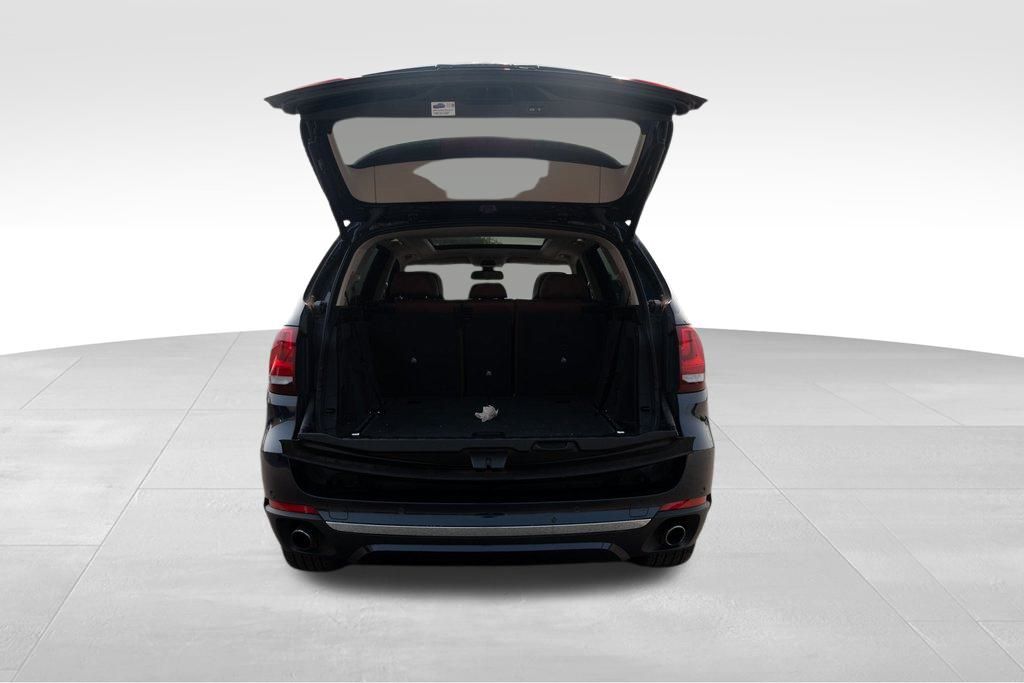 Vehicle image 7 of 45