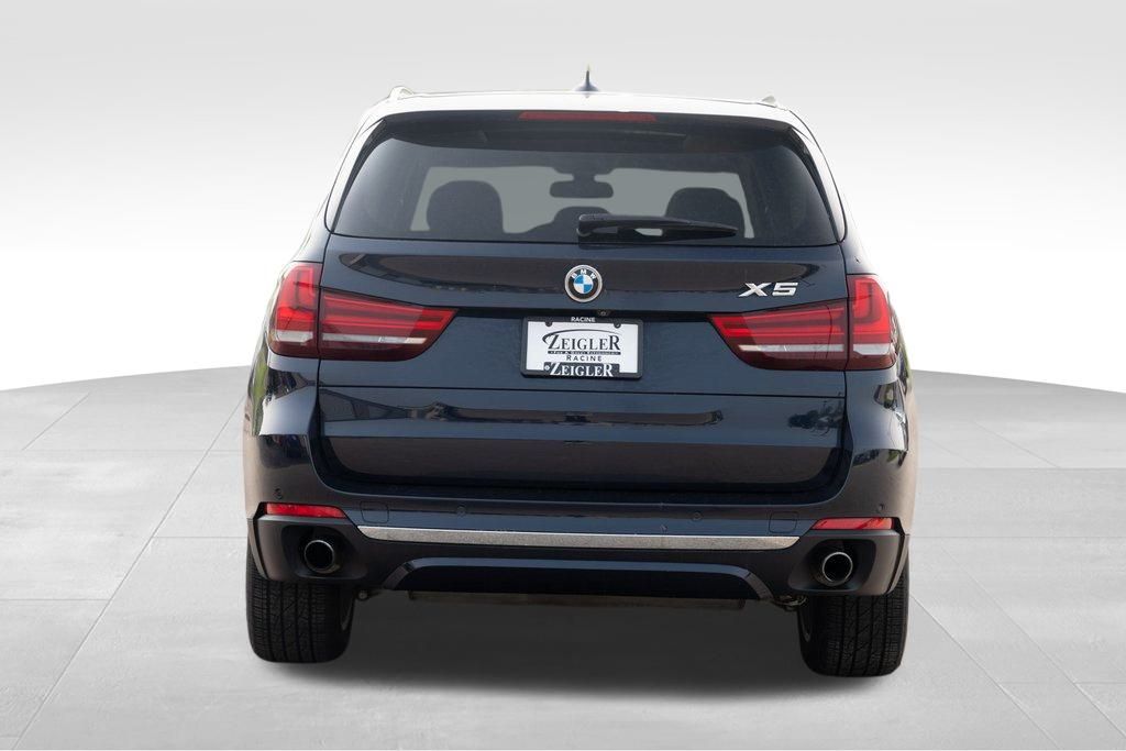 Vehicle image 8 of 45