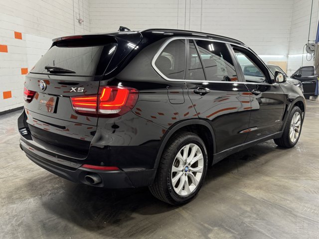 Vehicle image 5 of 39