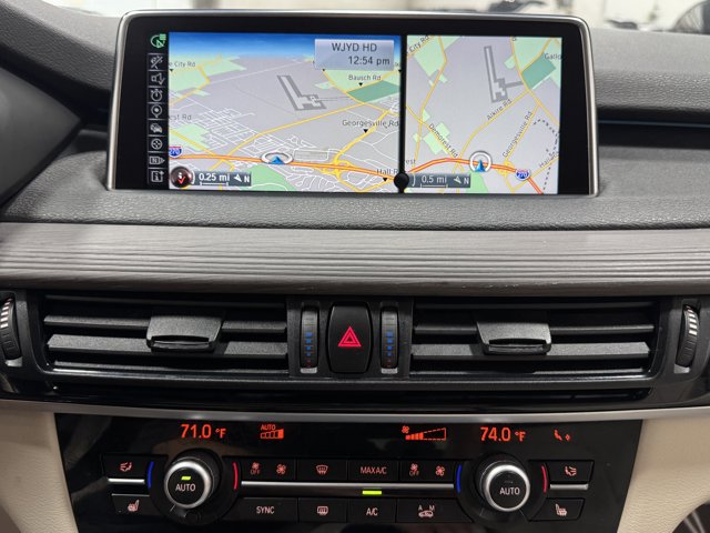 Vehicle image 22 of 39