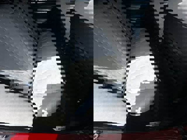 Vehicle image 23 of 27