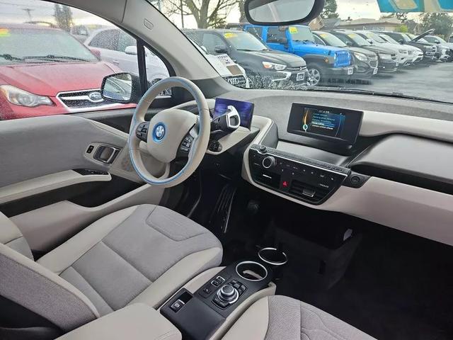 Vehicle image 12 of 23