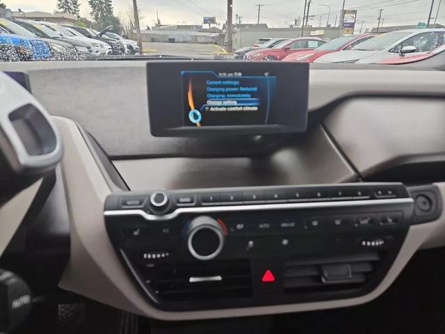 Vehicle image 20 of 23