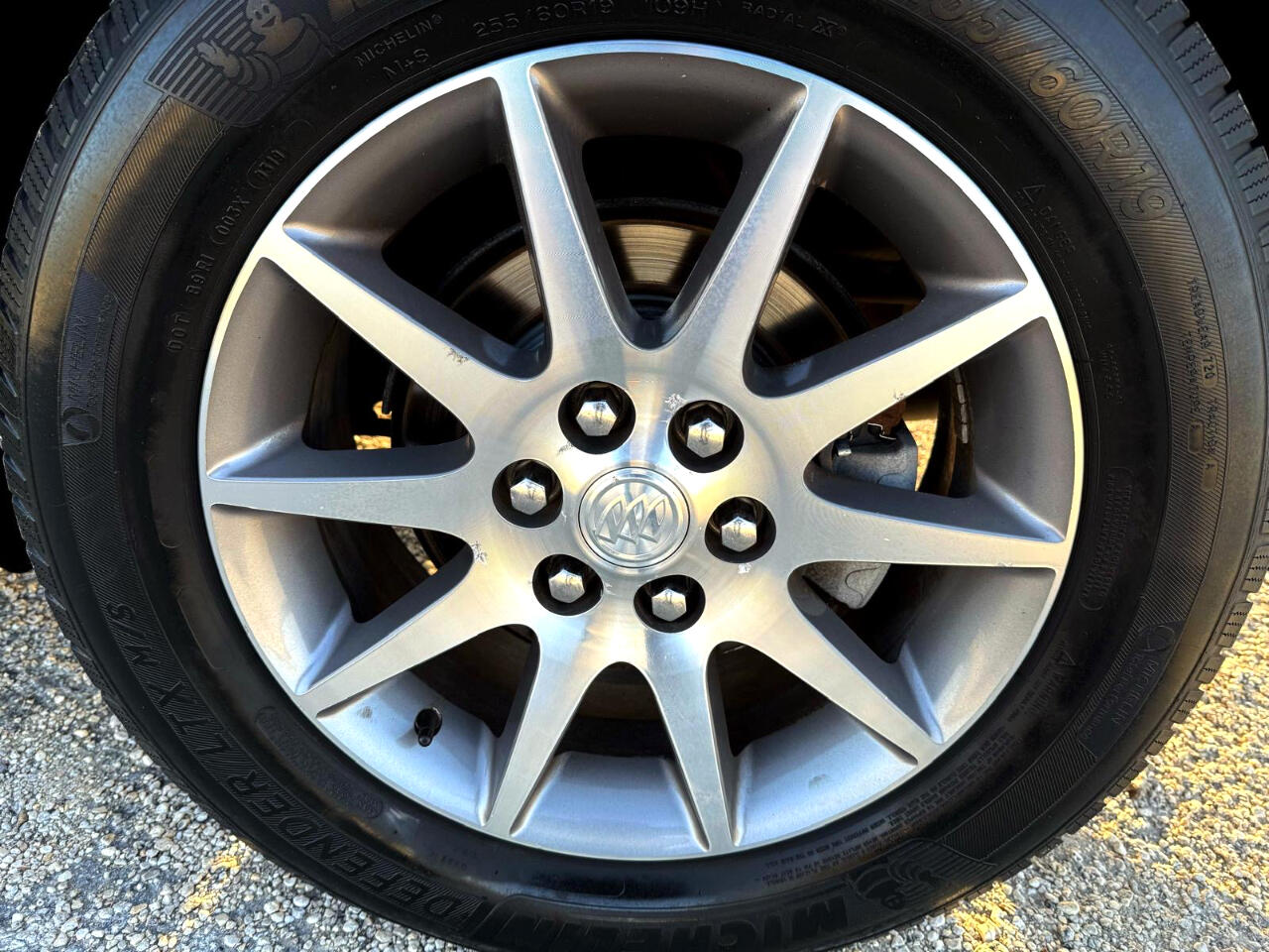Vehicle image 9 of 24