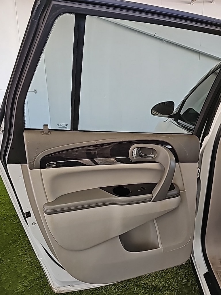 Vehicle image 19 of 32
