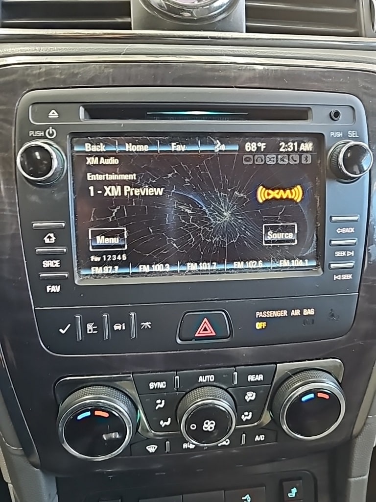 Vehicle image 11 of 32
