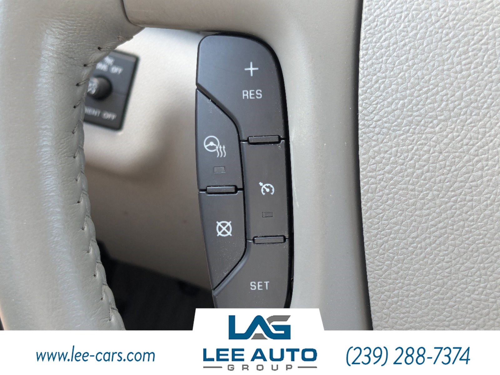 Vehicle image 23 of 29