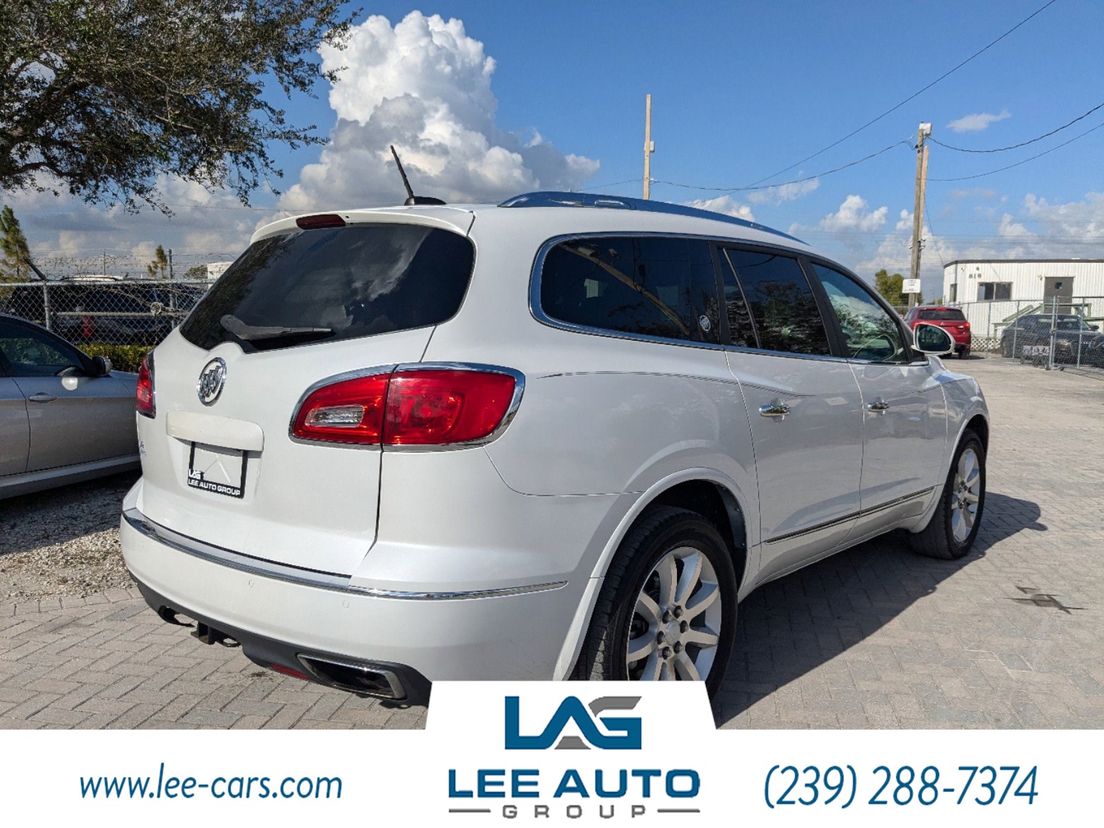 Vehicle image 4 of 29