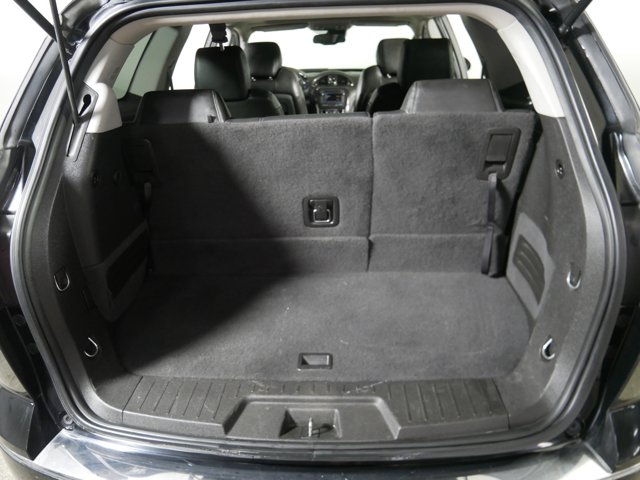 Vehicle image 18 of 33