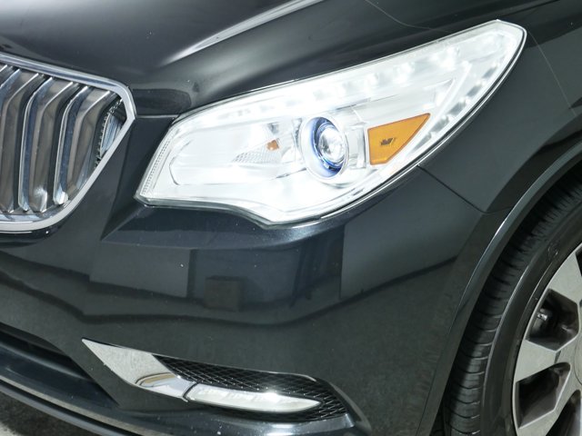 Vehicle image 16 of 33