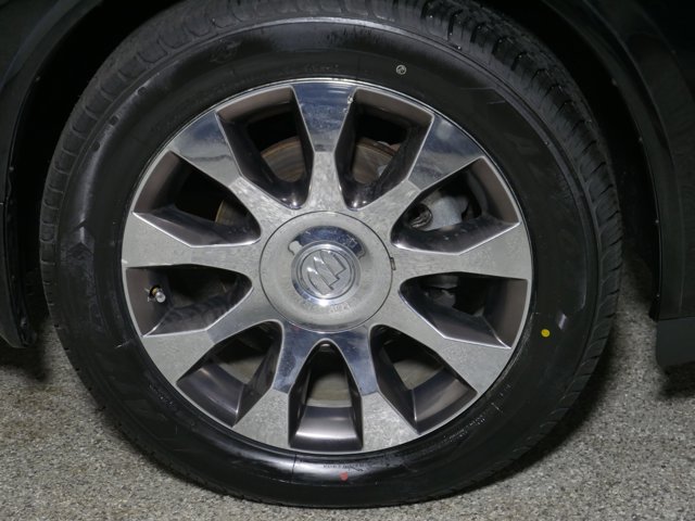 Vehicle image 15 of 33