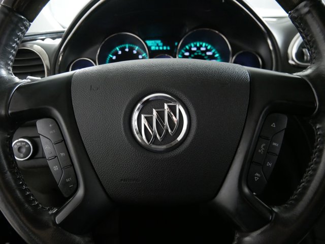 Vehicle image 25 of 33