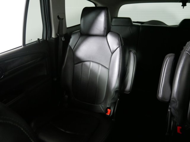 Vehicle image 12 of 33