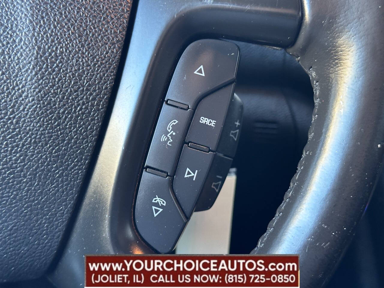 Vehicle image 30 of 47
