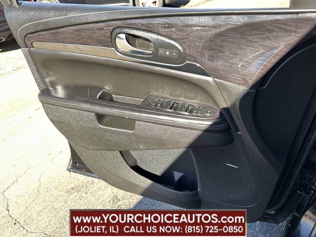 Vehicle image 9 of 47