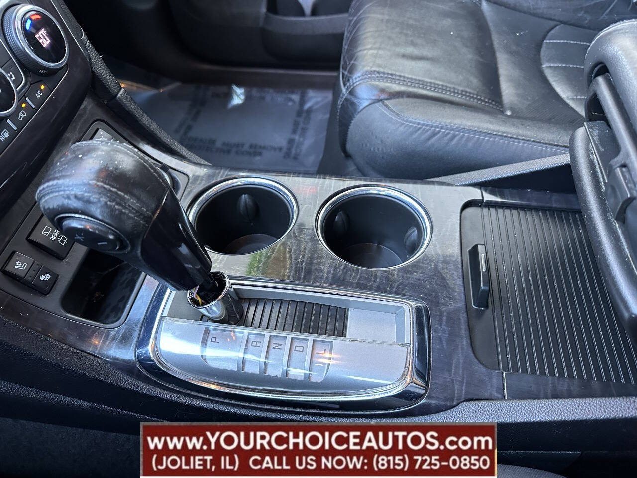 Vehicle image 42 of 47