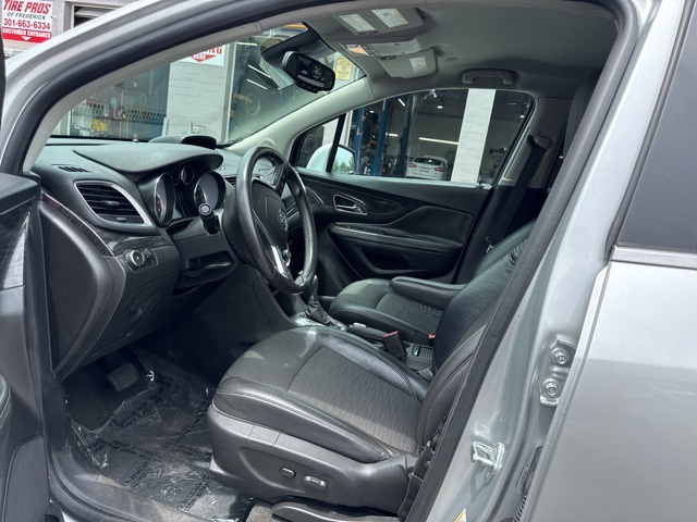 Vehicle image 2 of 5