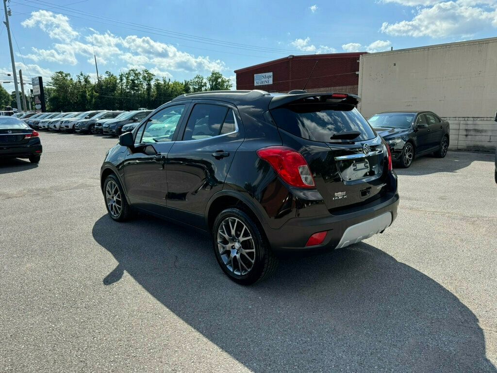 Vehicle image 7 of 16