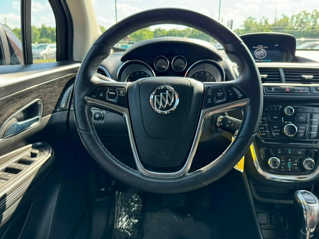 Vehicle image 13 of 16