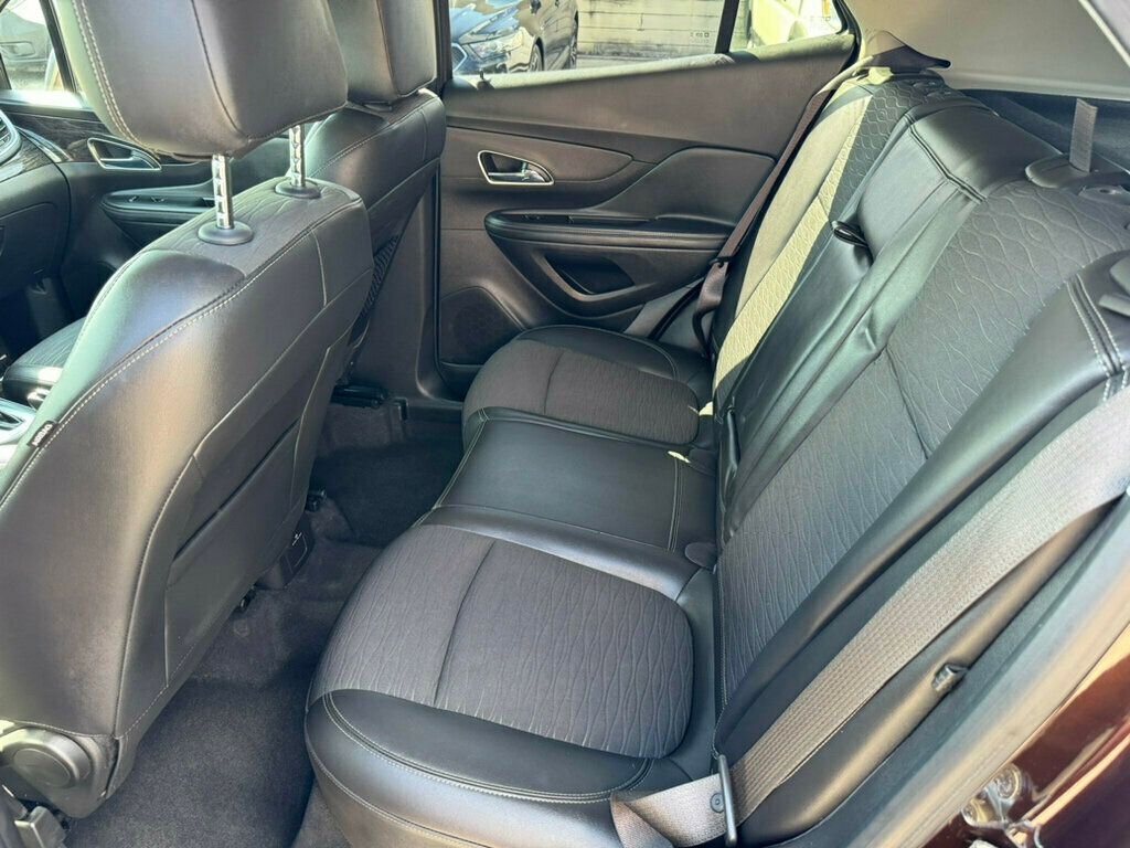 Vehicle image 10 of 16