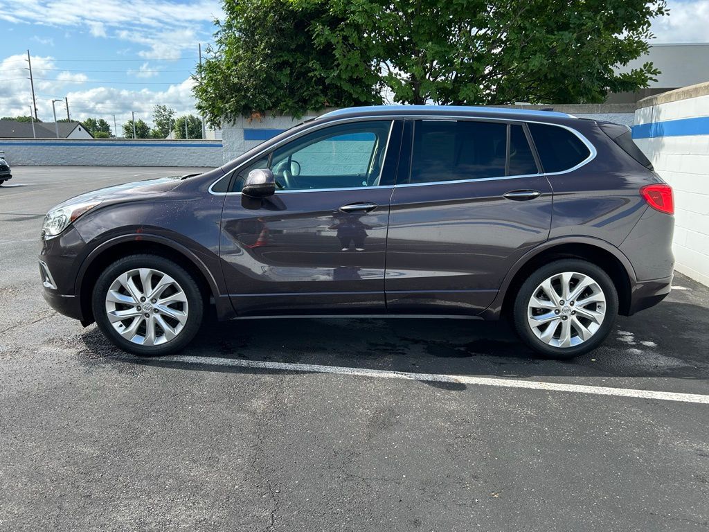 Vehicle image 7 of 34
