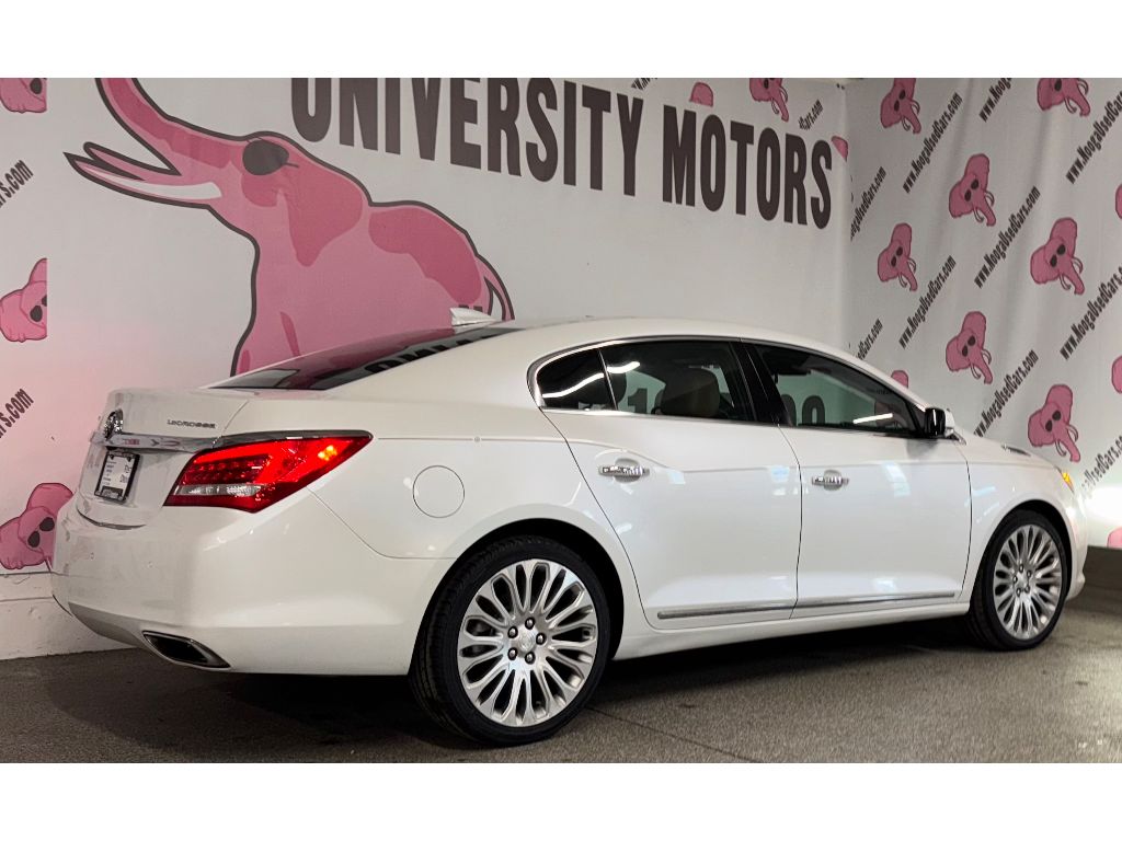 Vehicle image 8 of 30