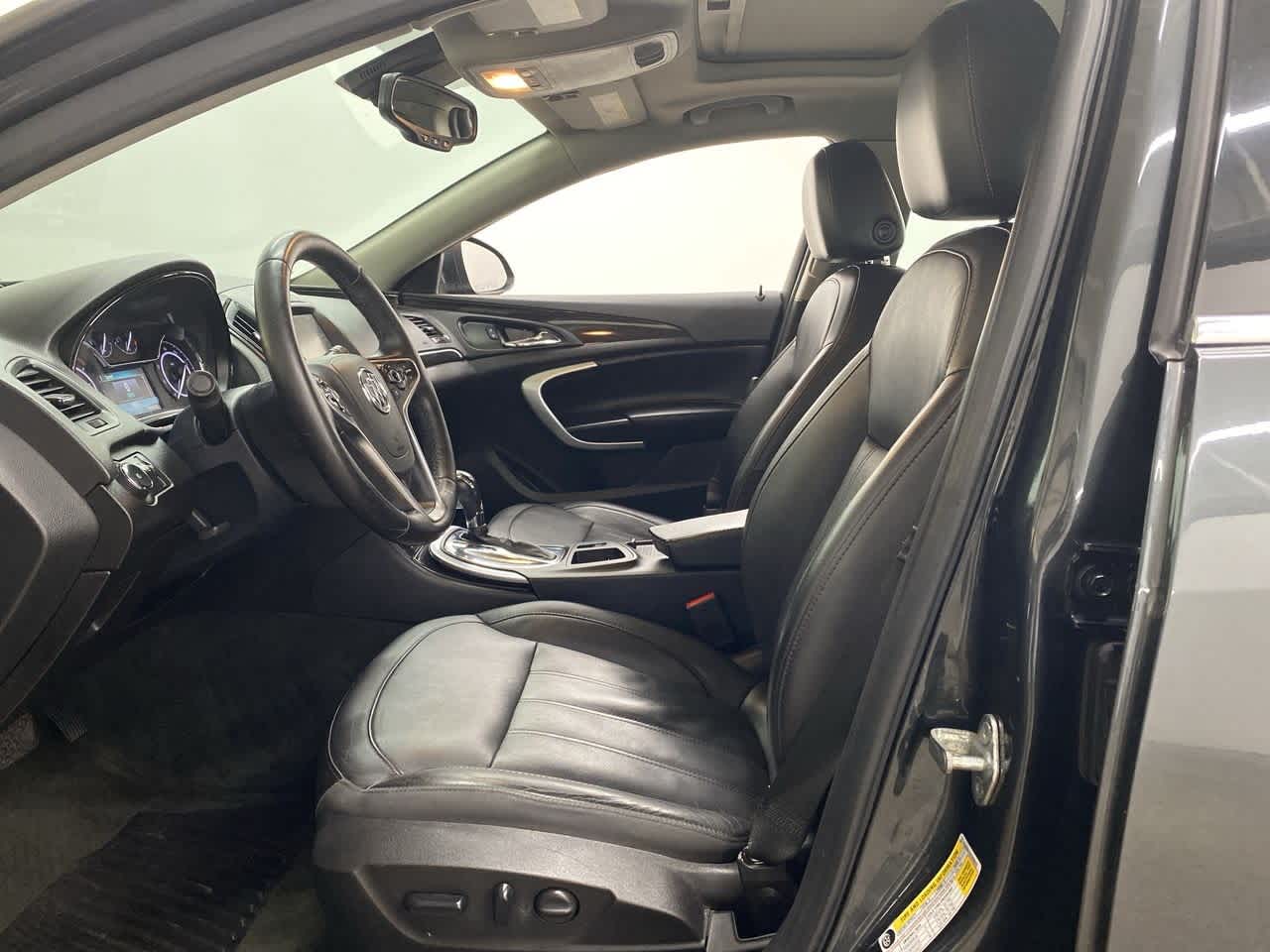 Vehicle image 13 of 39