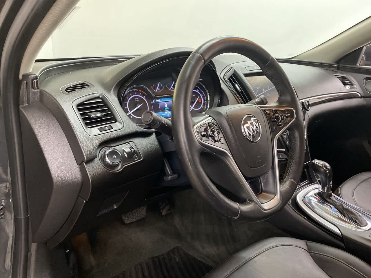 Vehicle image 9 of 39