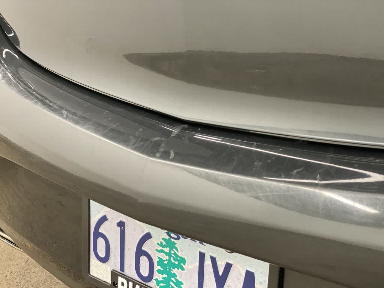 Vehicle image 37 of 39