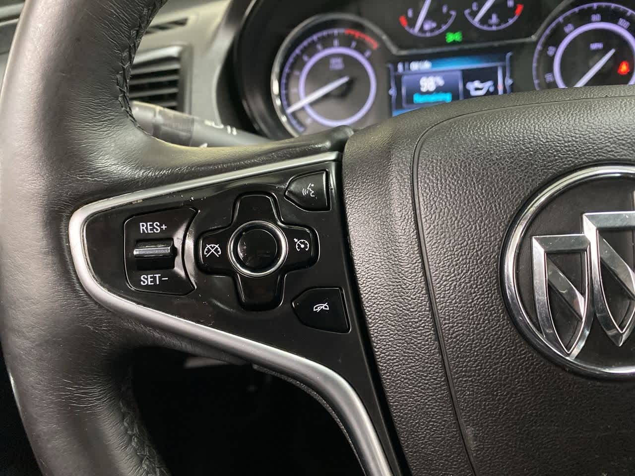 Vehicle image 21 of 39