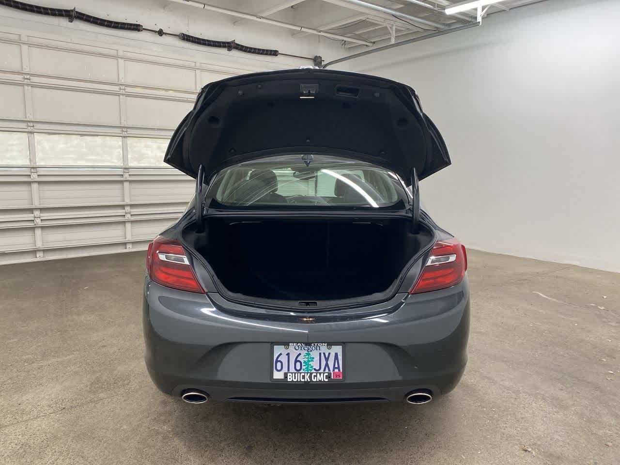 Vehicle image 29 of 39