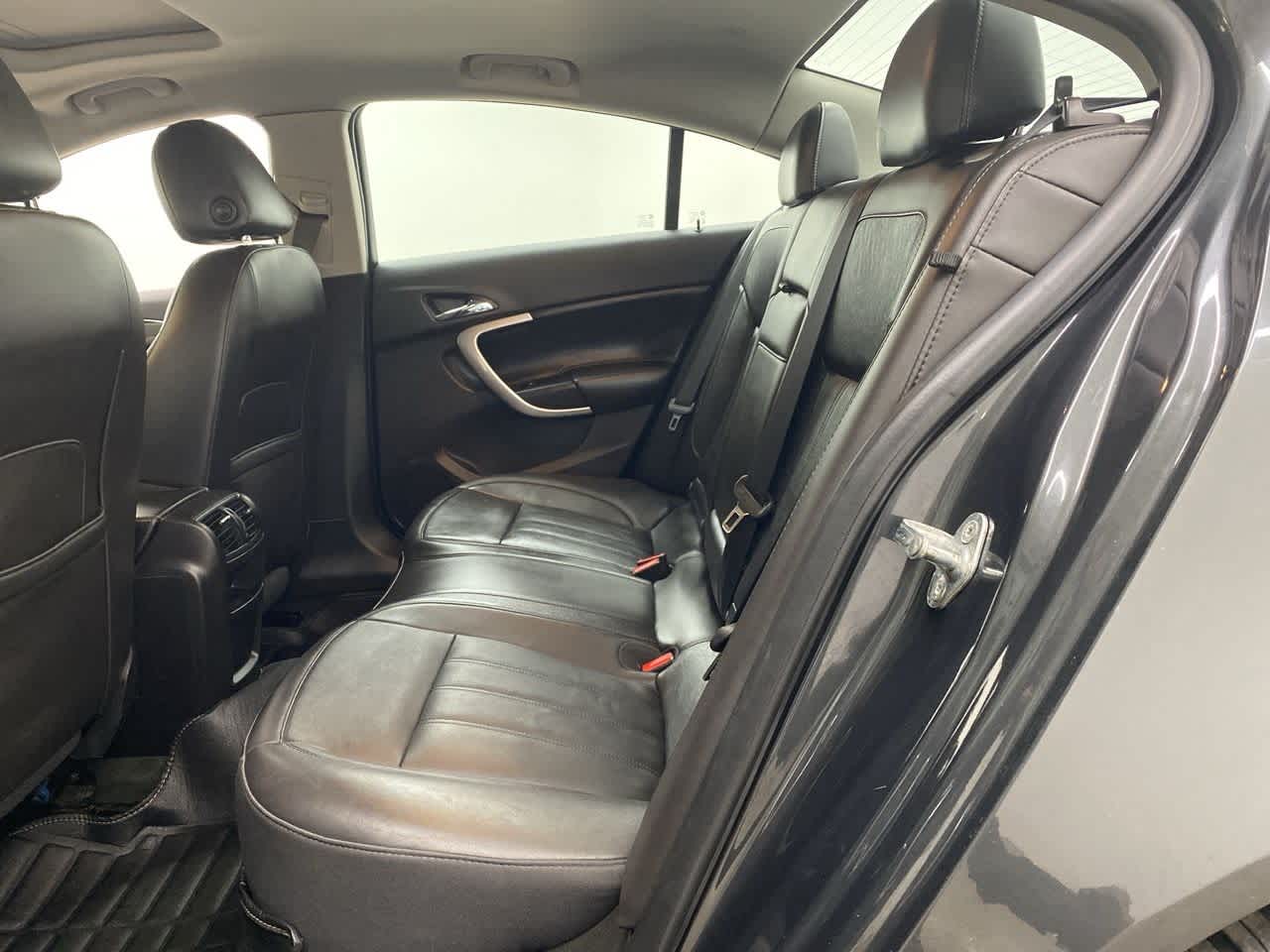 Vehicle image 16 of 39
