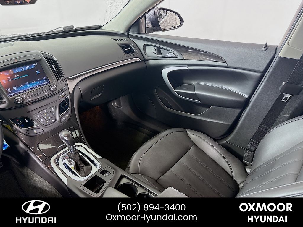 Vehicle image 22 of 31