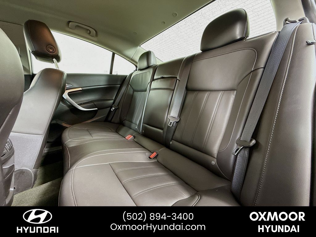 Vehicle image 23 of 31