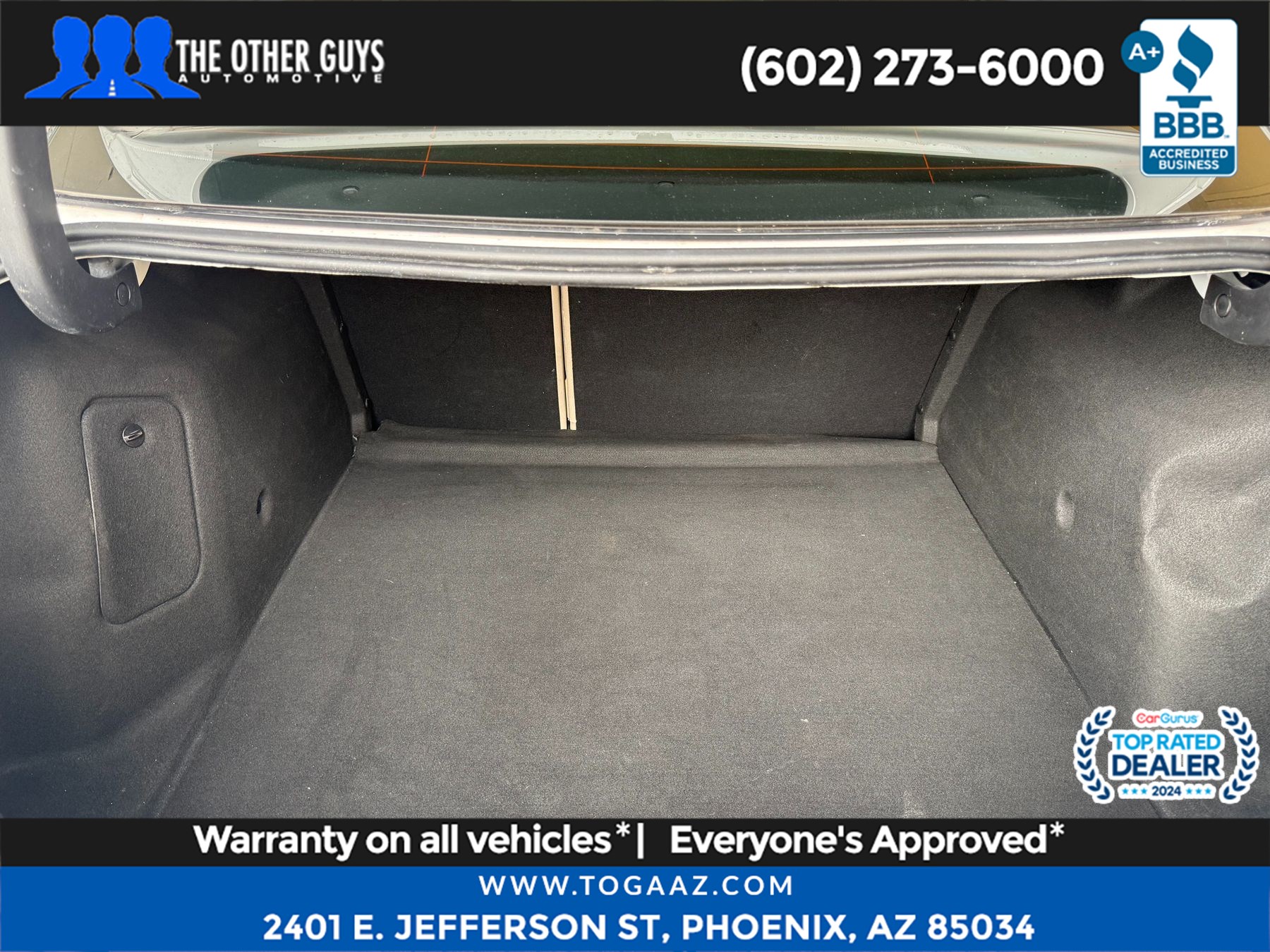Vehicle image 11 of 21