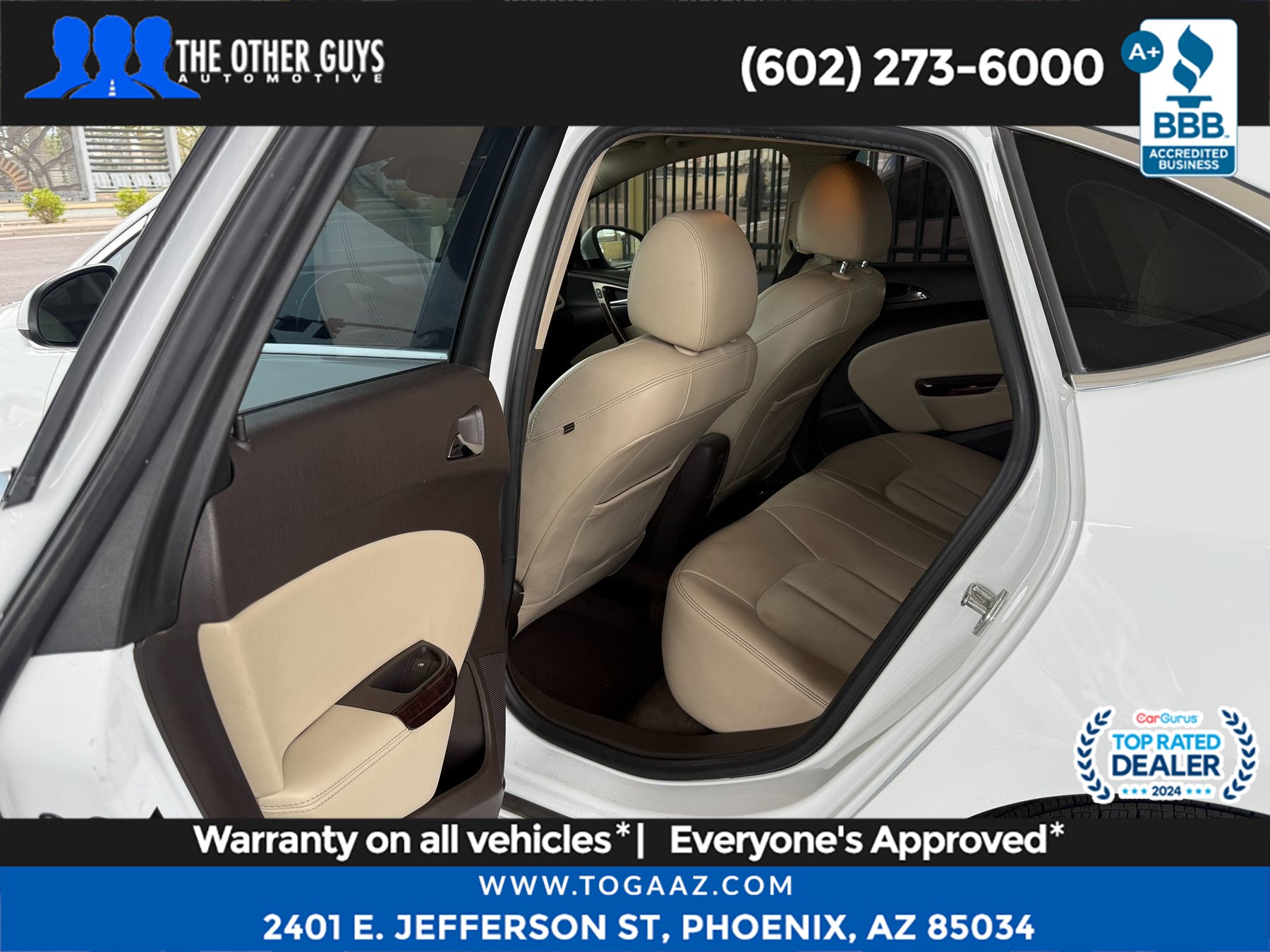 Vehicle image 15 of 21