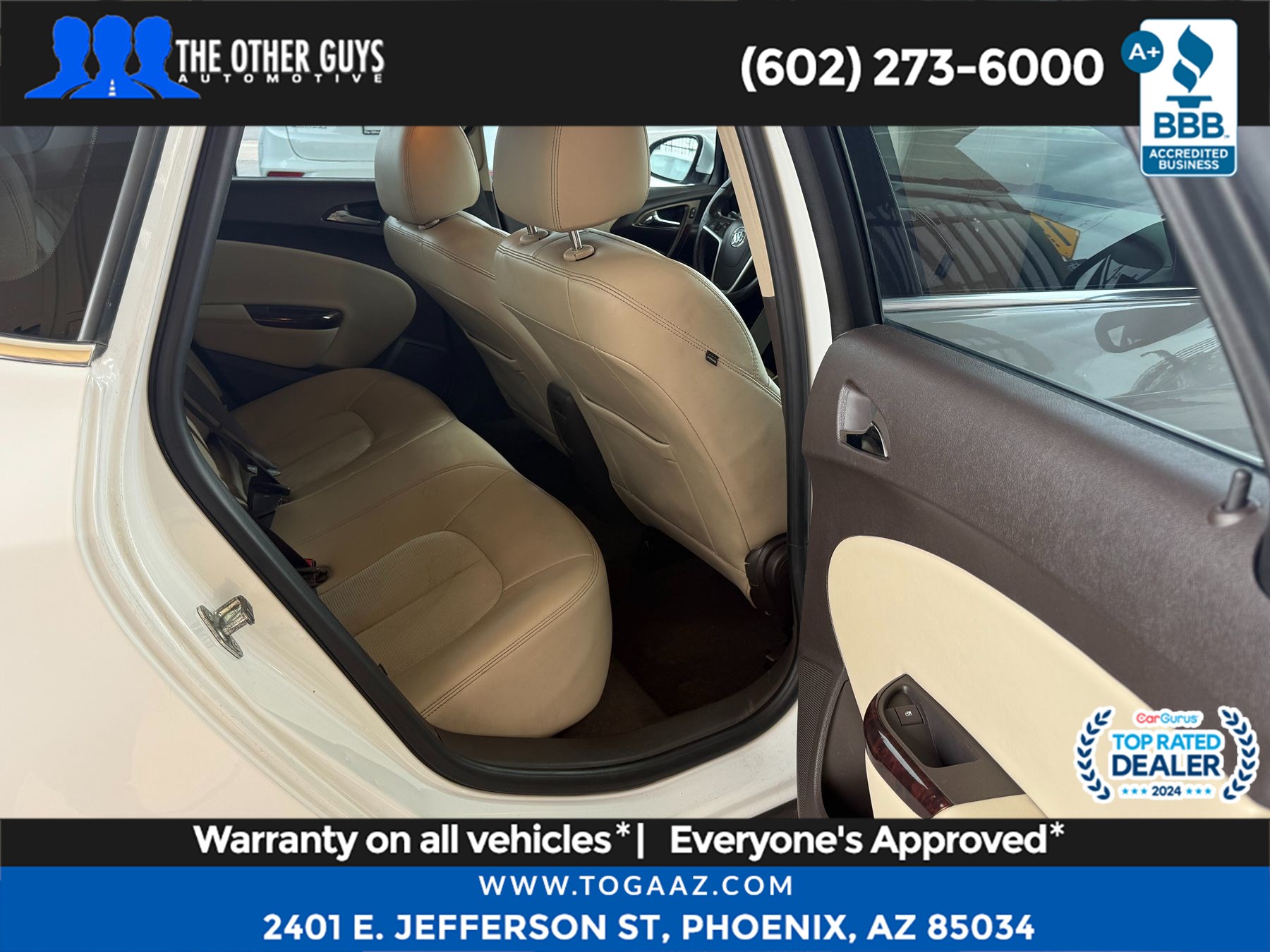 Vehicle image 14 of 21