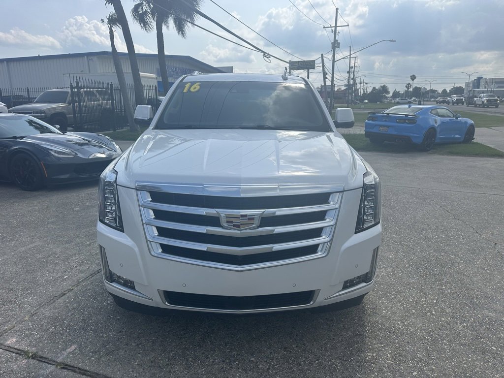 Vehicle image 3 of 28