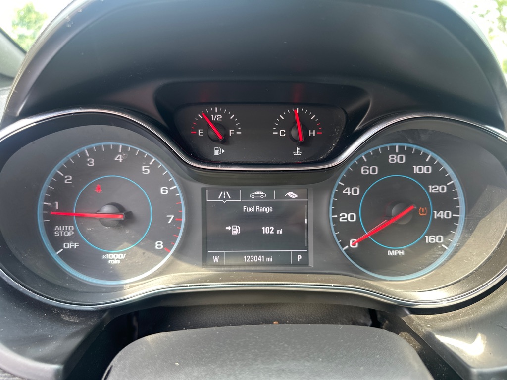 2016 Chevrolet Cruze LT Image 29 of 35