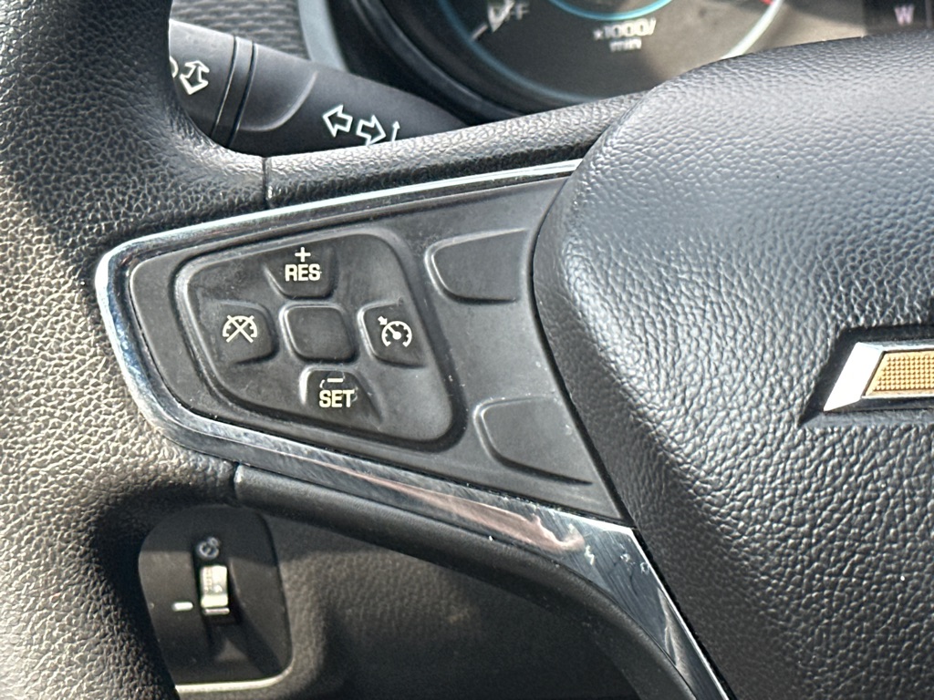 2016 Chevrolet Cruze LT Image 33 of 35