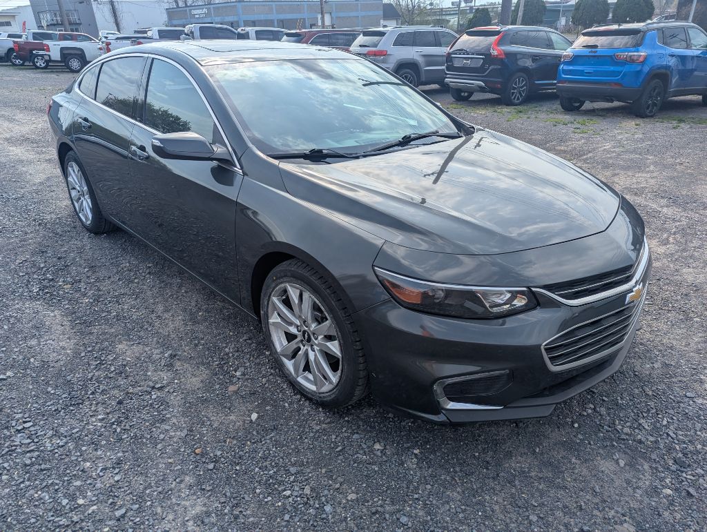 Vehicle image 4 of 15