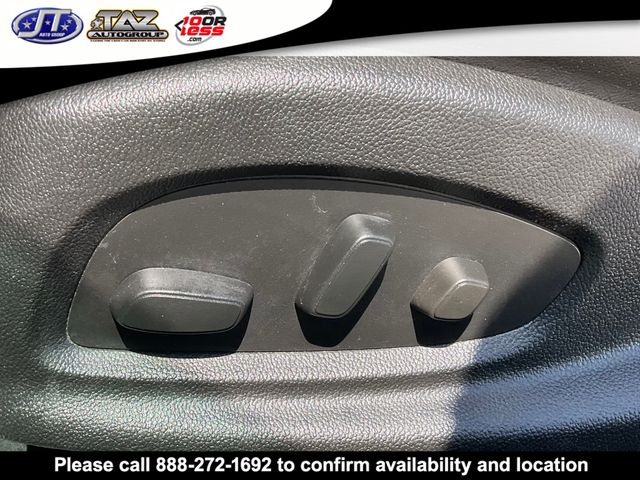 Vehicle image 10 of 20